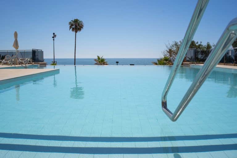 3_InfinityPool